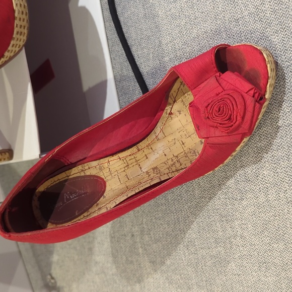 Anne Michelle Red peephole straw heels - Picture 2 of 2